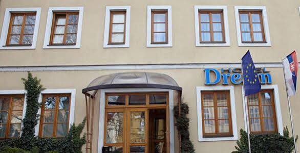 Hotel Dream Trnava Exterior foto